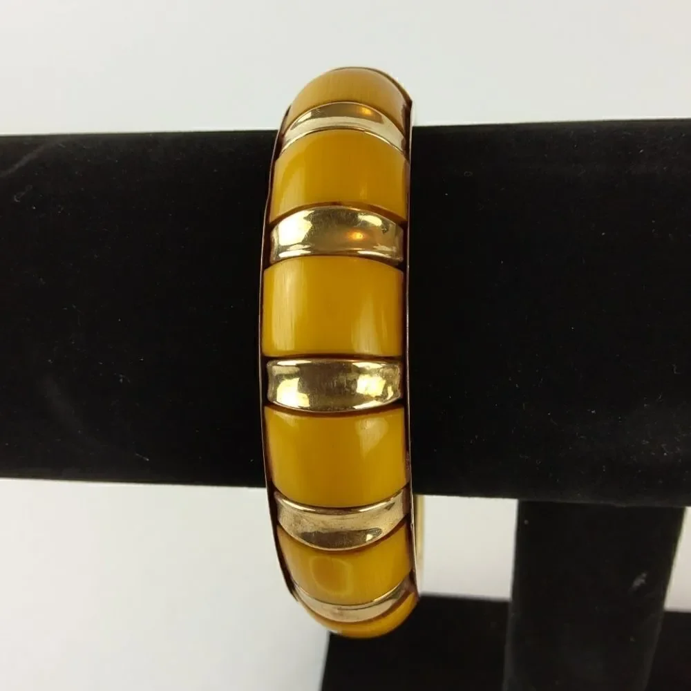 (3/$20) Faux gold tone and enamel bracelet